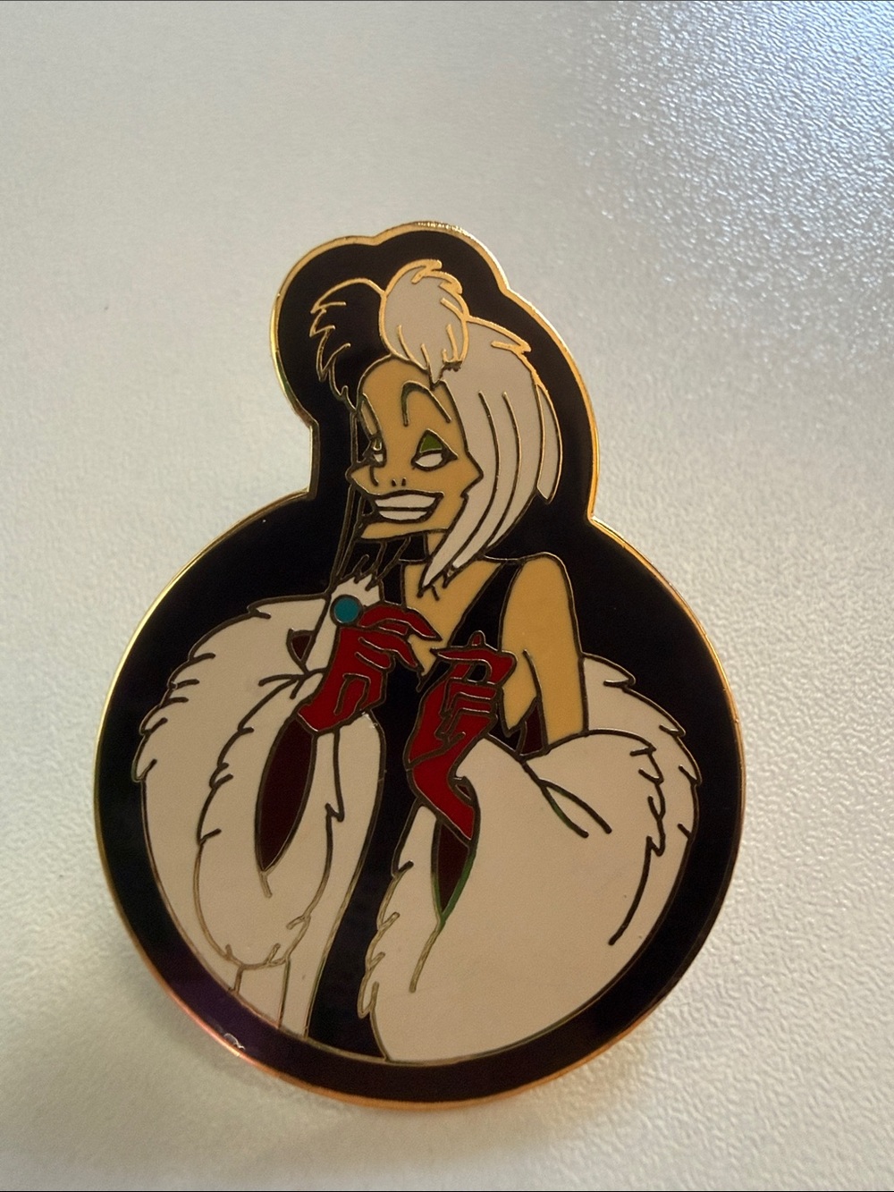 Disney Cruella Pin - Black, White & Red
